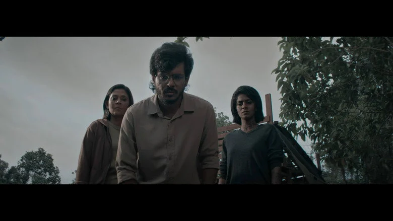 Poovellaam Kettuppaar - Magendran Vikadakavi's Ambiguity Is the Film's Engine
